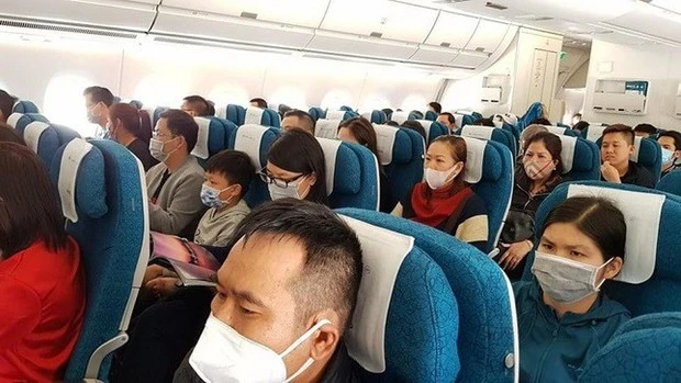Tổ chức các chuyến bay, chuyến tàu công đoàn miễn phí đưa công nhân về quê ăn Tết