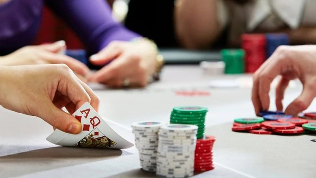 Hà Nội: Đề nghị công an xác minh thông tin đánh bạc trá hình núp bóng giải đấu Poker