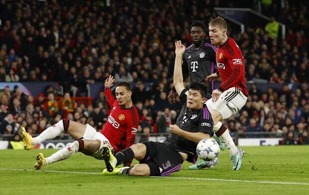 Kết quả Cúp C1 châu Âu 13/12: Bayern tiễn MU rời giải trong nước mắt