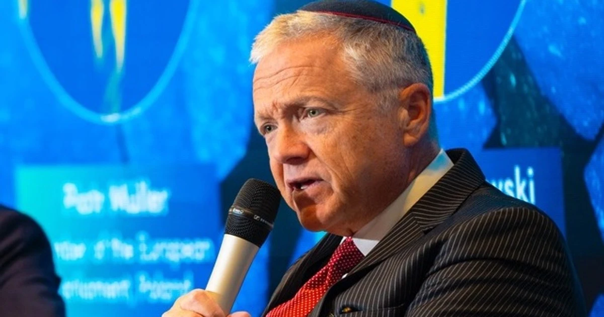 Człowiek Donalda Trumpa łagodzi ton. Wcześniej krytykował ministra Sikorskiego