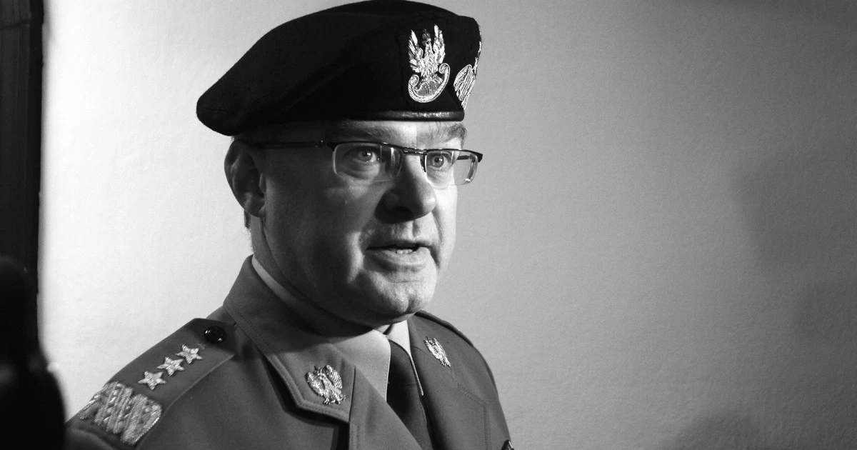 Za generałem Waldemarem Skrzypczakiem maszerowały żołnierskie serca, a nie buty [WSPOMNIENIE]