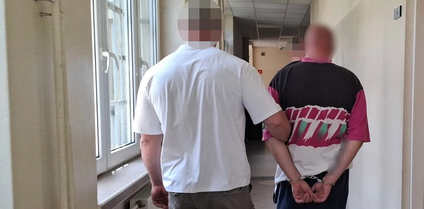 Nożownik z Warszawy zatrzymany, Ofiarę gonił po klatce schodowej
