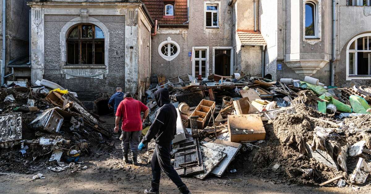 Oszuści pojawili się w Lądku-Zdroju. Pytają nie tylko o nazwisko i adres