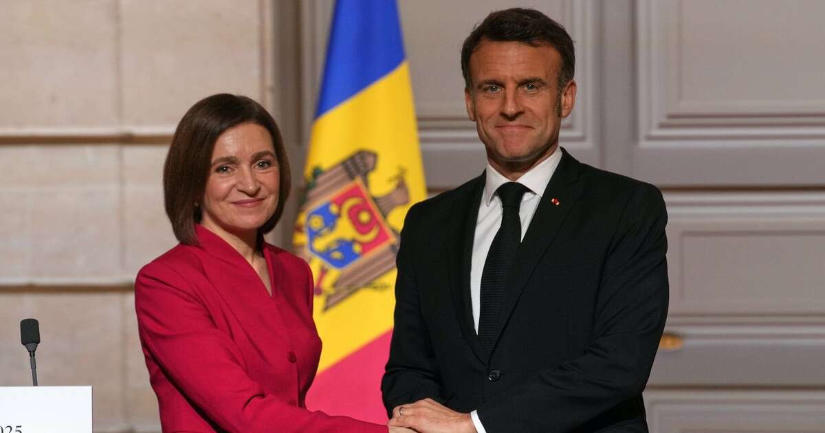 Emmanuel Macron oskarża Rosję. Mówi o 