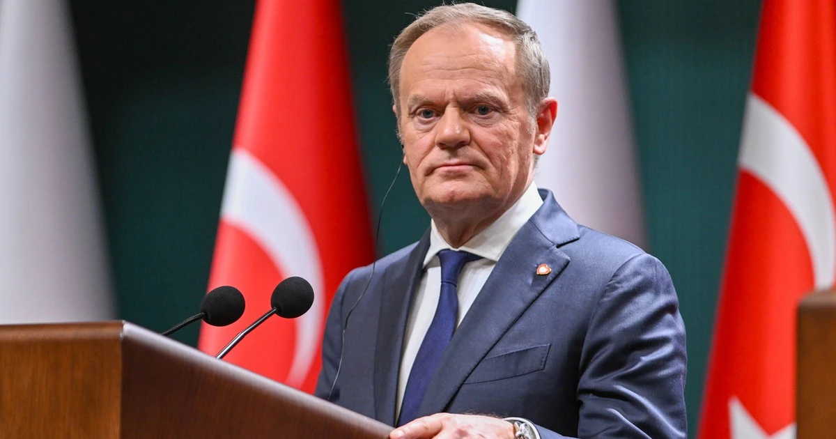 Donald Tusk uderza w Mateusza Morawieckiego. 