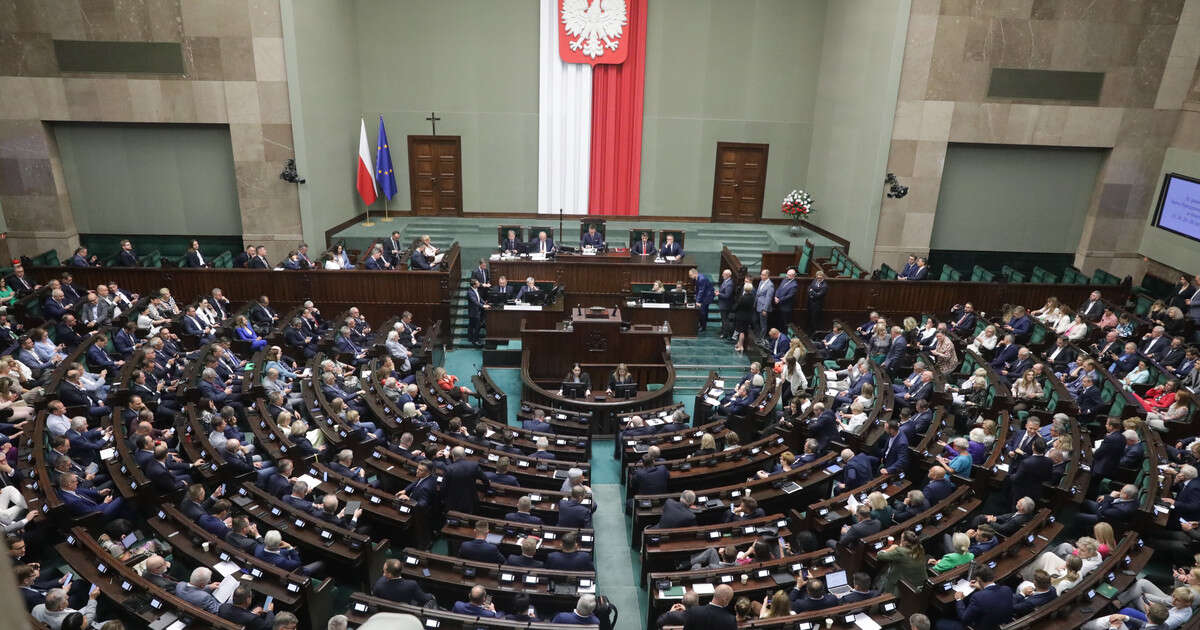 W piątek czeka nas nietypowy początek obrad Sejmu. Posłowie podejmą decyzję