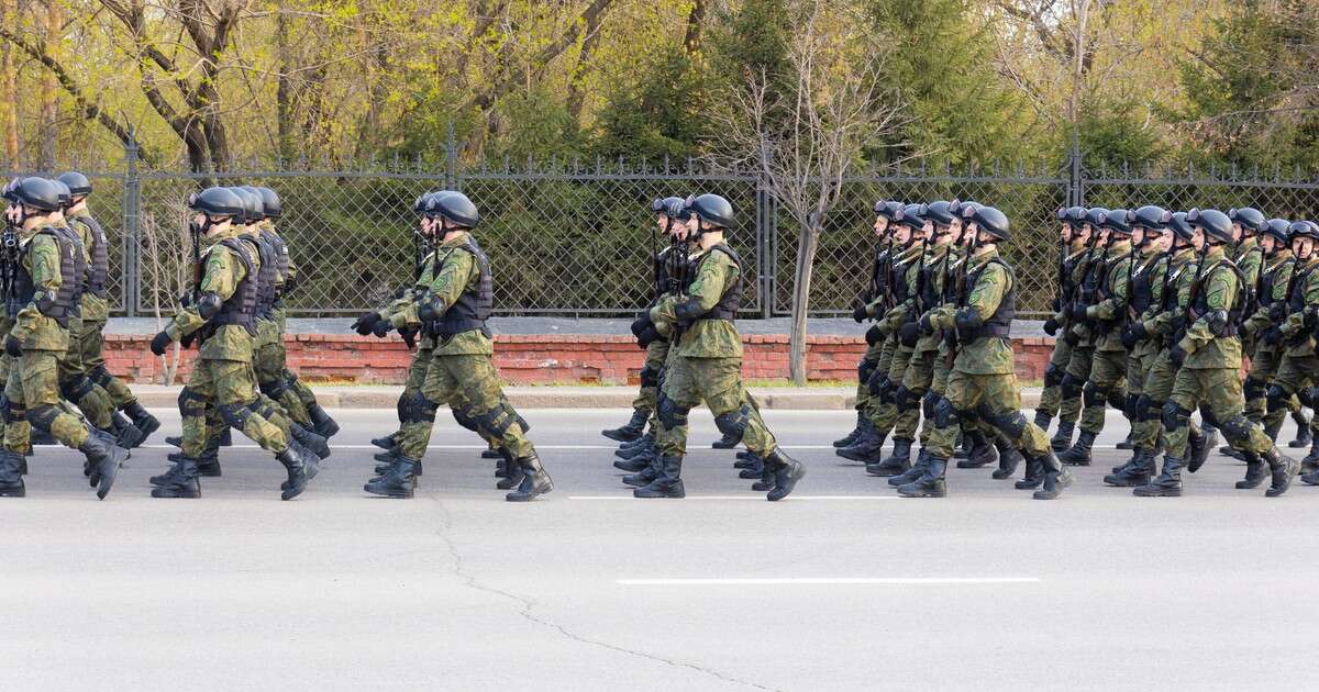 Przechwycona rozmowa rosyjskiego żołnierza z żoną o fatalnej sytuacji na froncie. 