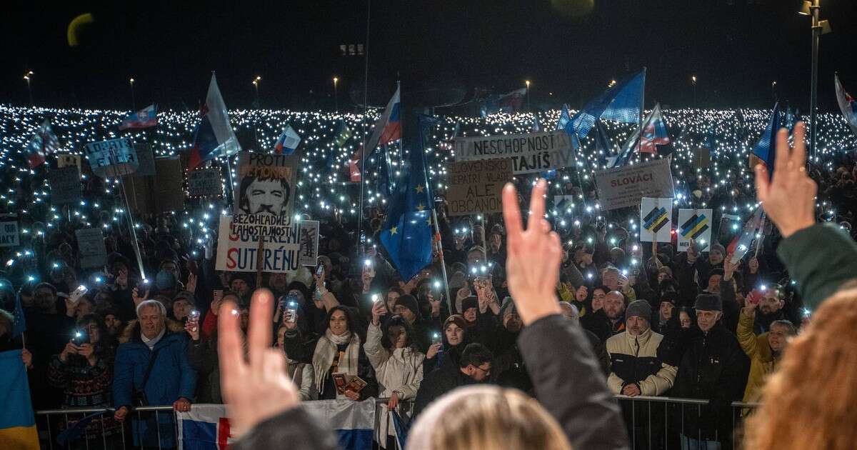 Protesty antyrządowe na Słowacji. Robert Fico zapowiada zdecydowane kroki