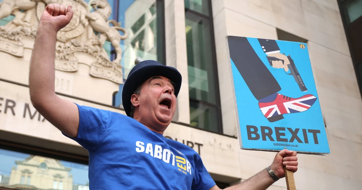 Nie wierzcie w mit. Brytyjskie usługi mocno ucierpiały z powodu brexitu [OPINIA]