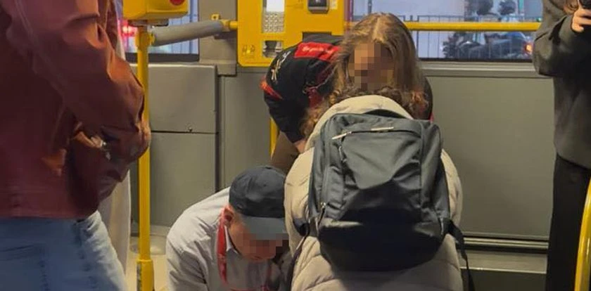 Dramat w linii 517. 18-latka przestała oddychać. To, co stało się później poruszyło internautów