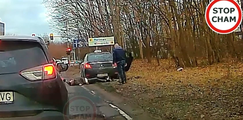Taksówkarz ostro potraktował pasażera. Dostał jednak wsparcie internautów