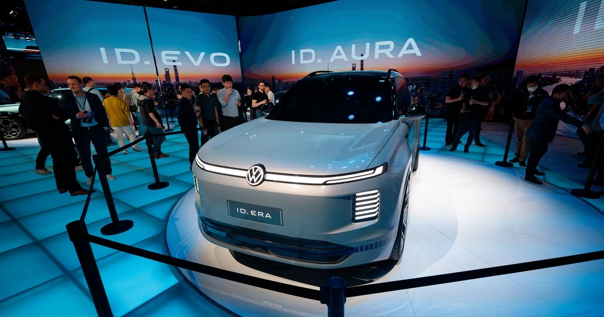 Niemieccy producenci samochodów przespali chińską rewolucję elektryczną. 