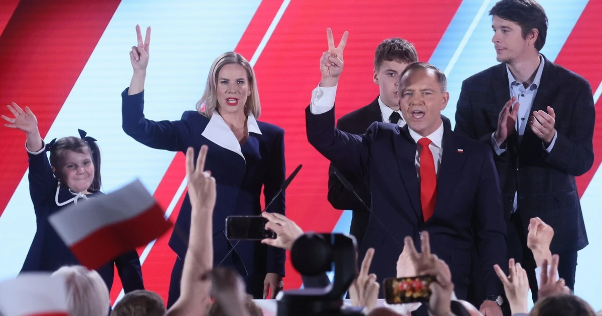 Marta Nawrocka reaguje na krytykę zachowania swojej córki. 