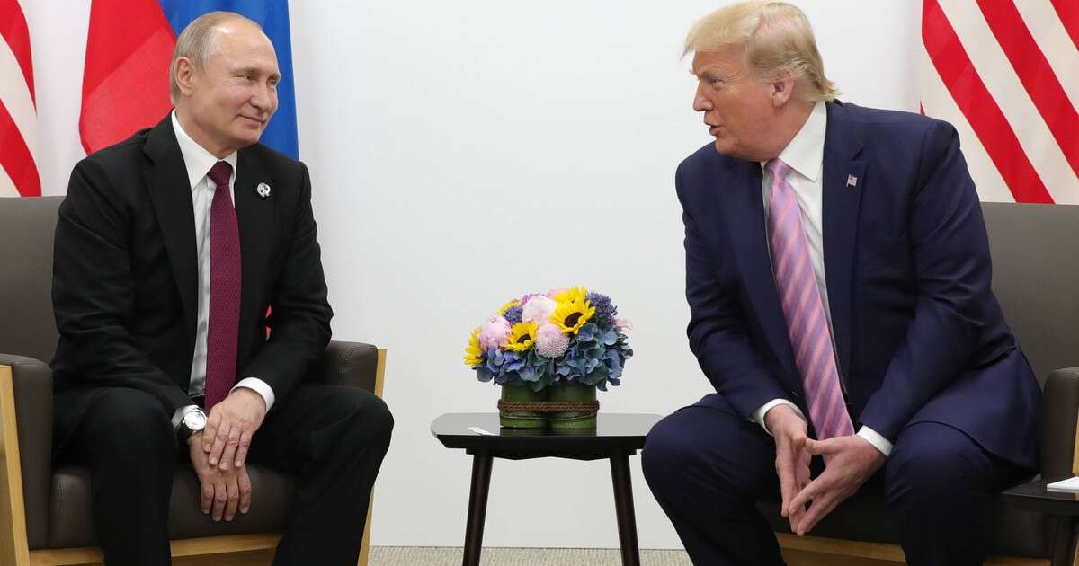 Donald Trump kontra Władimir Putin, czyli jak amerykański SUV pędzi na rosyjskie Żiguli. 