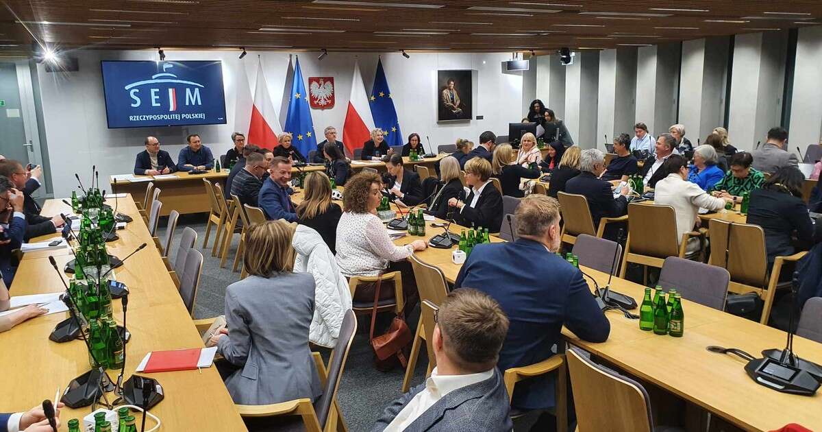 Burzliwe posiedzenie sejmowej komisji. Koalicja podzielona w sprawie składki zdrowotnej