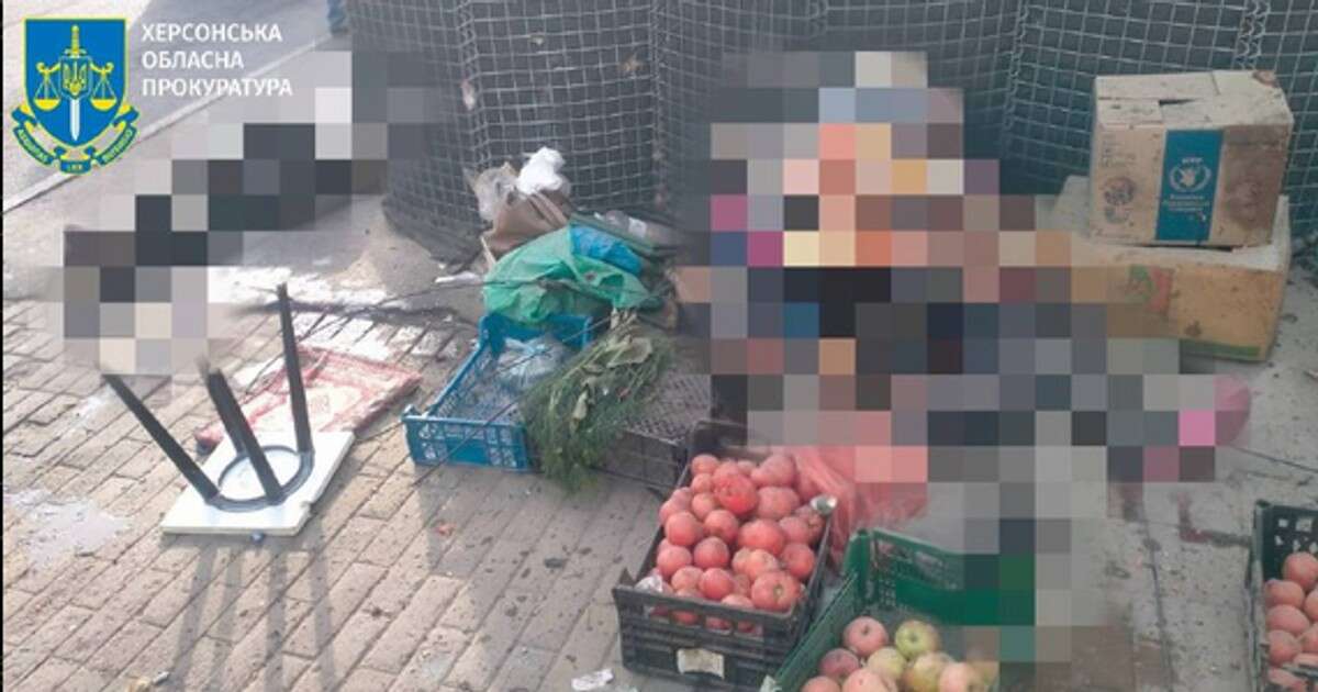 Rosyjskie pociski spadły na targ w centrum Chersonia. Są ofiary śmiertelne