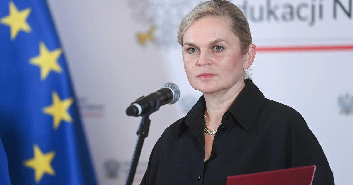 Barbara Nowacka odpowiada członkom TK. 