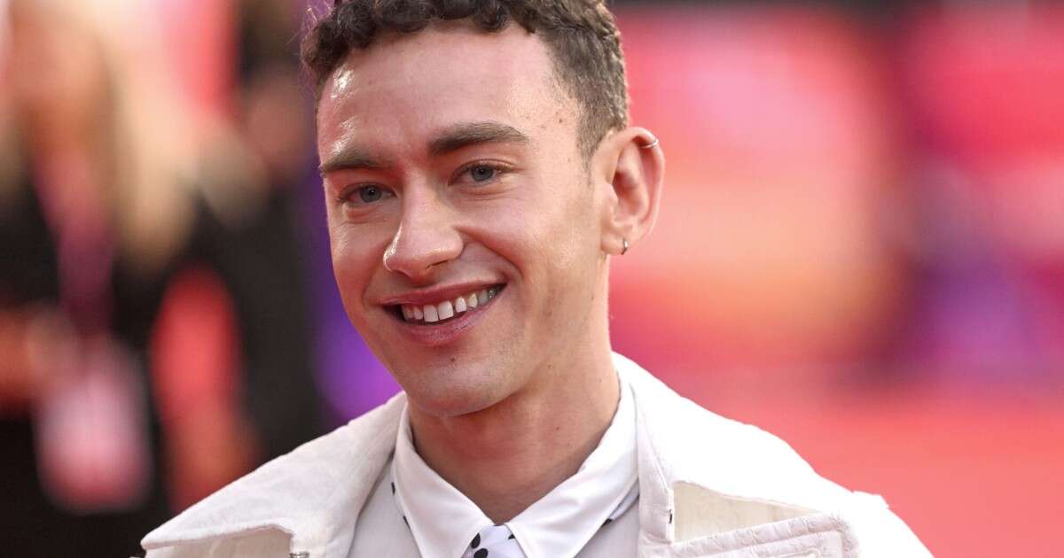 Olly Alexander zapowiada swoje 