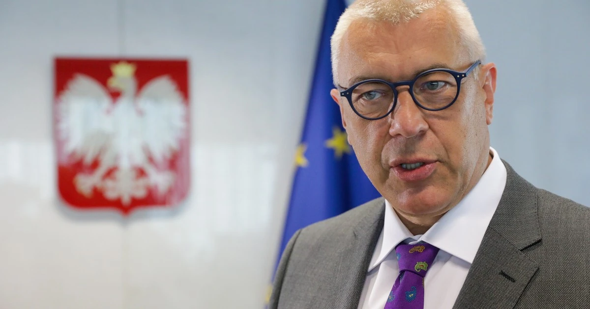 Fala komentarzy po zawieszeniu Romana Giertycha. 