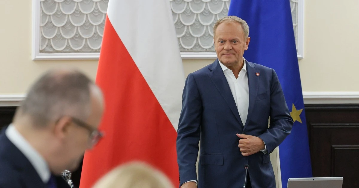 Premier wygłosi exposé. 