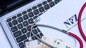 Luka budżetowa w NFZ w 2025 to 14 miliardów złotych. W przyszłym roku będzie jeszcze gorzej