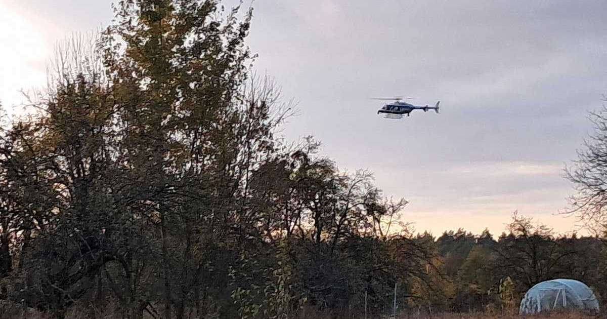 Był poszukiwany w związku z zabójstwem krewnego. Policja znalazła jego zwłoki w lesie