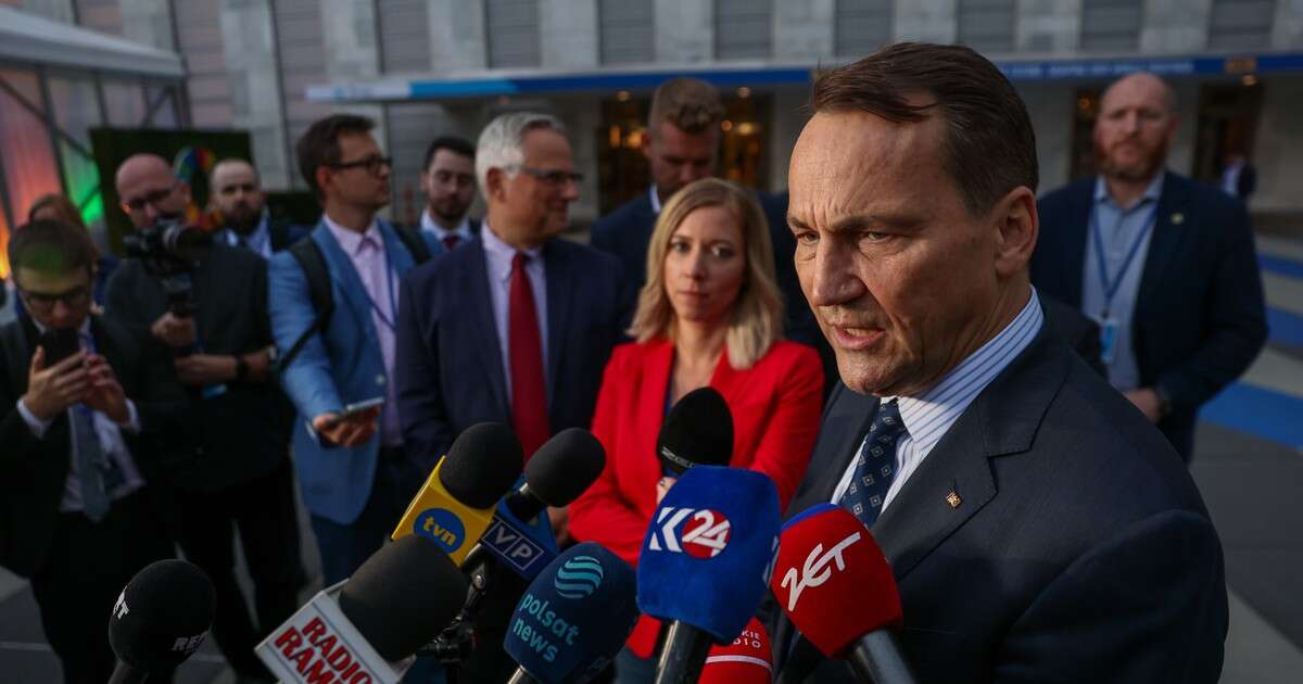 Radosław Sikorski widzi nadzieję w Chinach. 