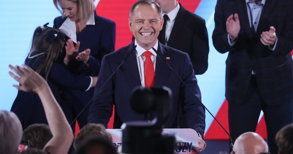 Medioznawca zwraca uwagę na wynik Karola Nawrockiego wśród mężczyzn. 