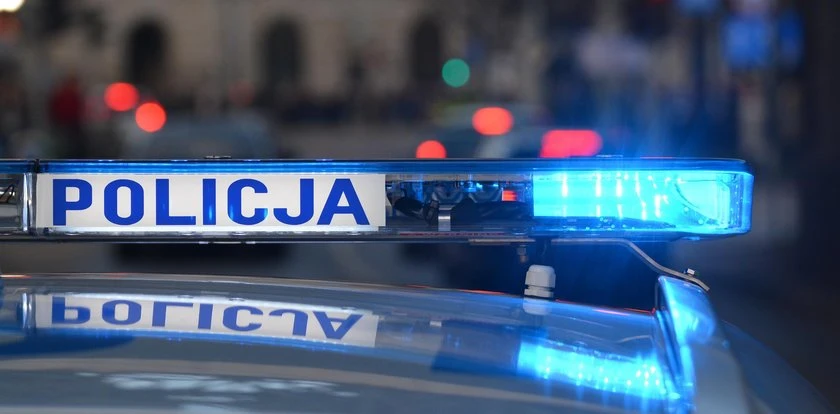 Tragiczny wypadek na terenie firmy kurierskiej. Mężczyzna został przygnieciony przez kabinę