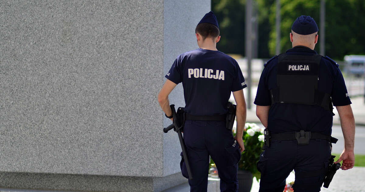 Zagubiona seniorka z nożem w ręce. Interweniowała straż miejska i policja