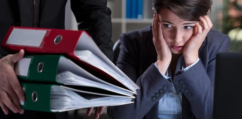 Coraz gorzej w polskich firmach. Pracownicy ujawniają niepokojące sygnały