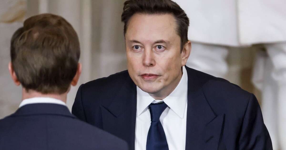 Elon Musk wzywa do zamknięcia Radia Wolna Europa. 