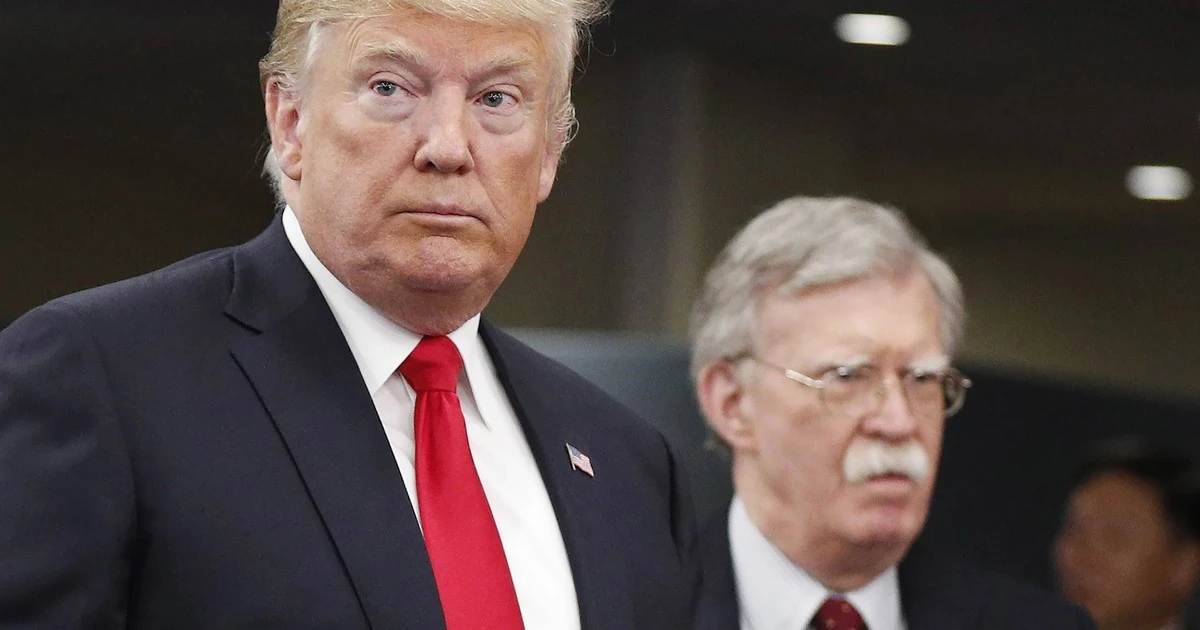 Donald Trump reaguje na przeszukanie u byłego doradcy. 