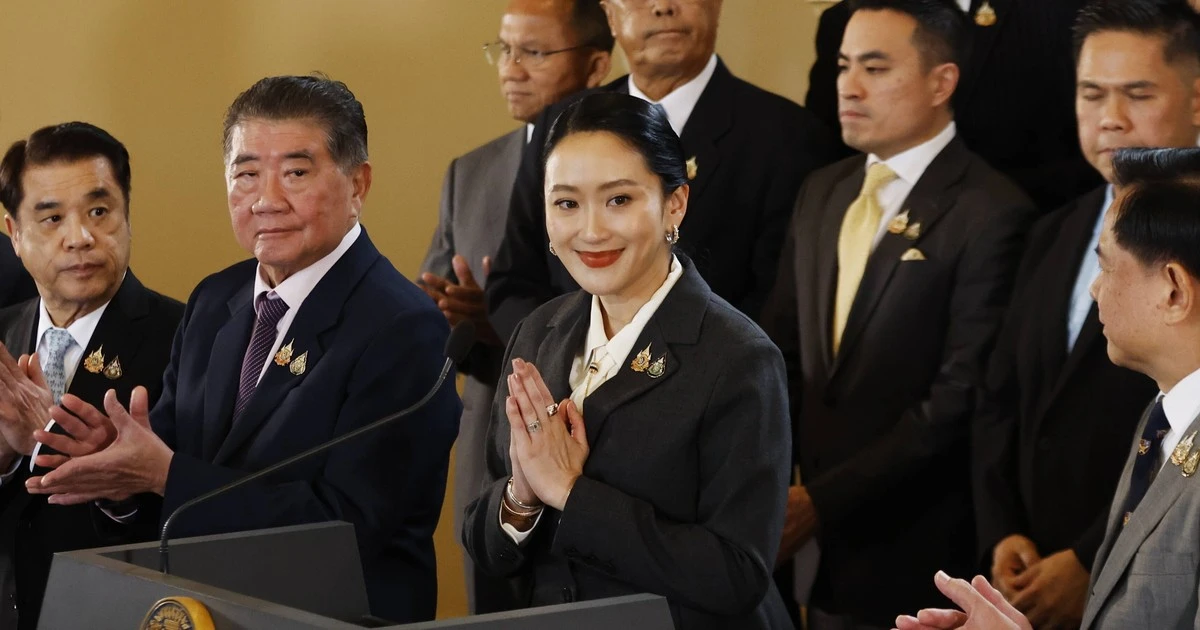 Kryzys polityczny w Tajlandii. Premierka usunięta z urzędu. 