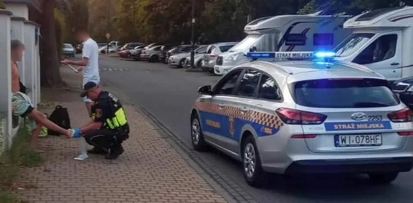 Przykuł wzrok funkcjonariuszy. Potem zobaczyli coś, co ich przeraziło. Dramat w Warszawie