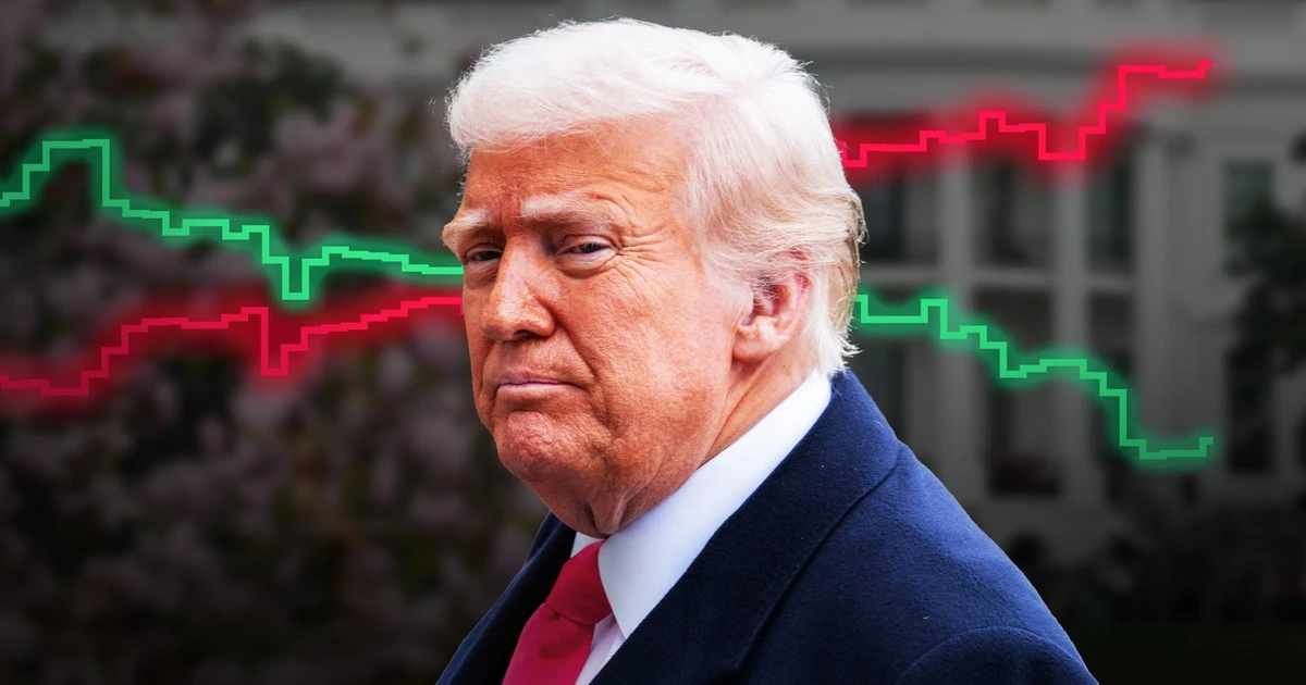 Poparcie Donalda Trumpa dalej w dół. Decyzyjny chaos i ogromna niepewność w USA