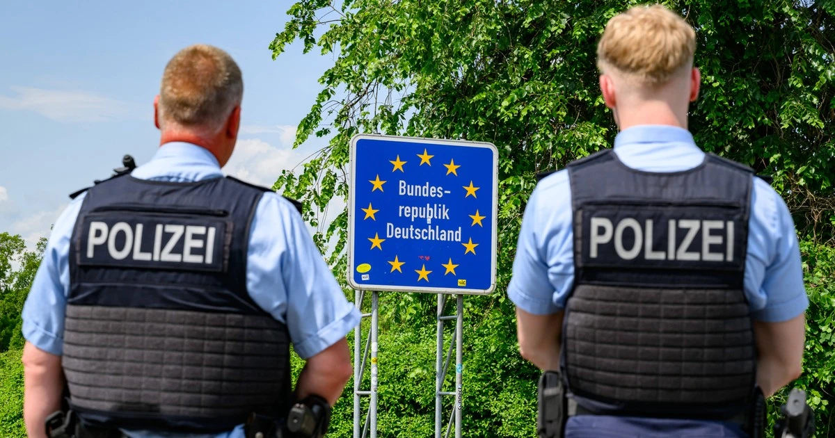 Poufny raport KE dowodzi, że liczba migrantów ubiegających się o azyl w Niemczech drastycznie spadła. Nie tylko tam