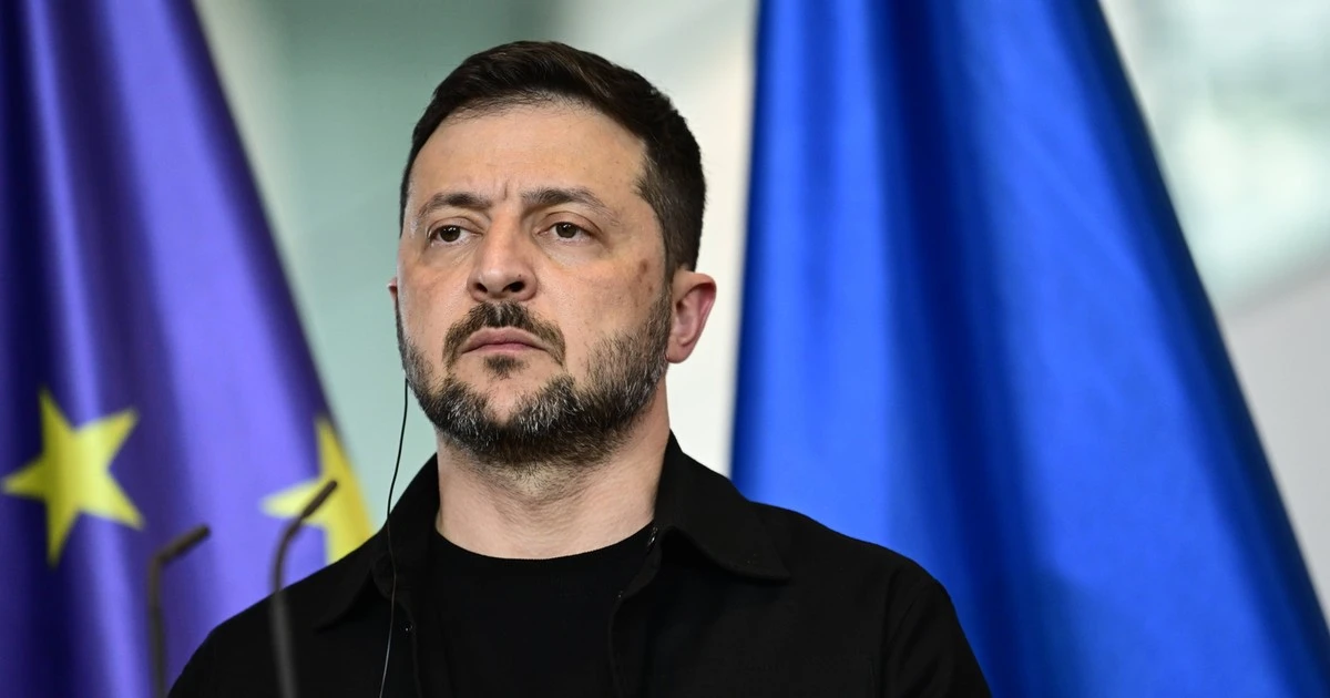 Zełenski zabrał głos przed spotkaniem Putin-Trump. 