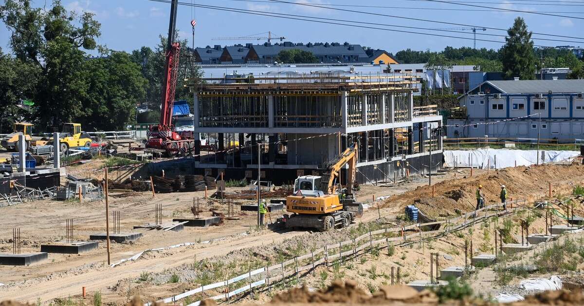 Problemy na budowie odcinka warszawskiego metra. Pojawiły się zapadliska. Ulica zamknięta