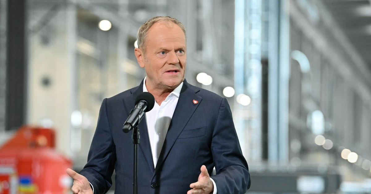Donald Tusk o niejasnej przeszłości Nawrockiego. 