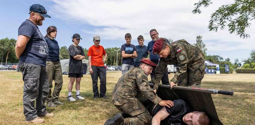 Od kwietnia ruszają szkolenia wojskowe, nie trzeba mieć 18 lat. MON zaprasza na kolejną edycję