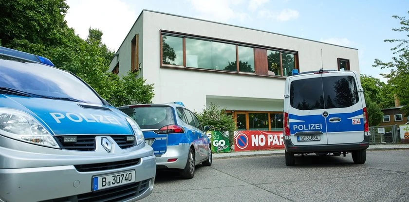 Atak nożownika w berlińskiej szkole. Całą dobę trwała obława