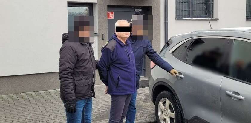 Horror po sąsiedzkiej kłótni w Łukowie. Znaleźli martwego 61-latka z nożem wbitym w szyję