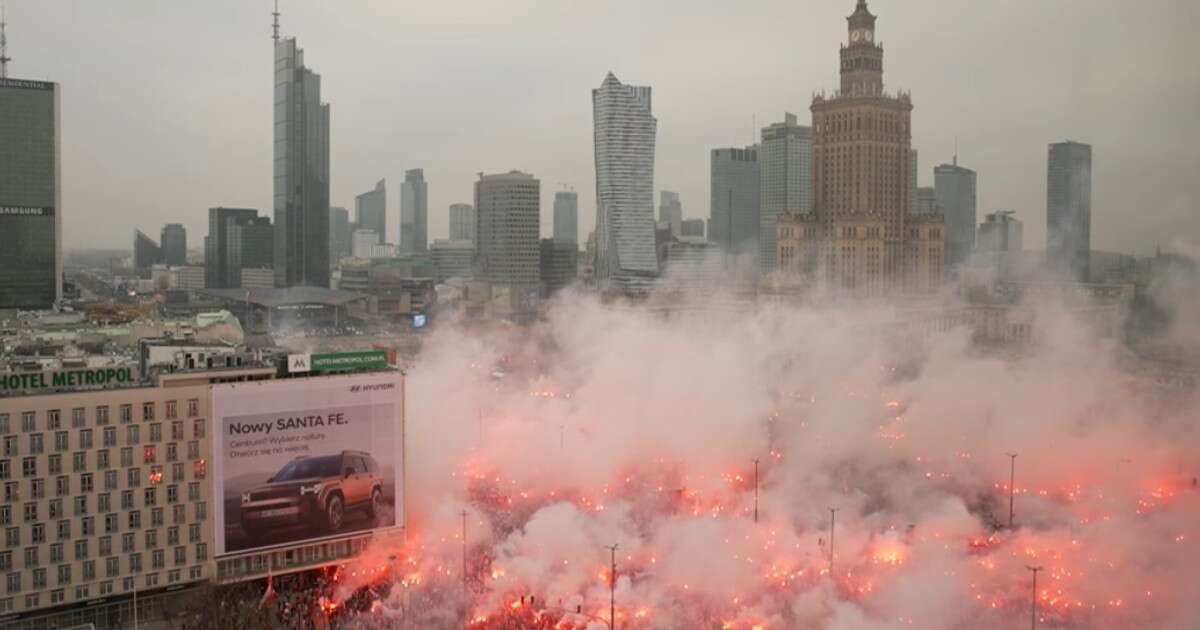 Za chwilę ruszy Marsz Niepodległości. Są pierwsze szacunki organizatorów w sprawie frekwencji [RELACJA NA ŻYWO]