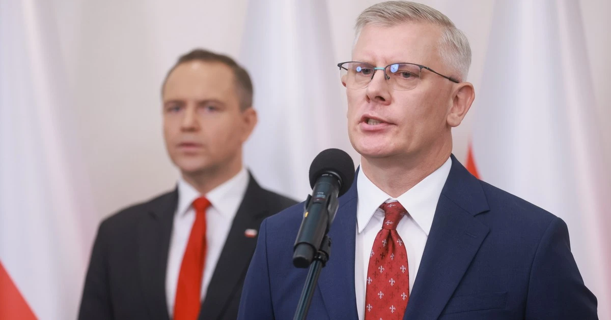Problemy z certyfikatem nowego szefa BBN. Spór o decyzje sądu