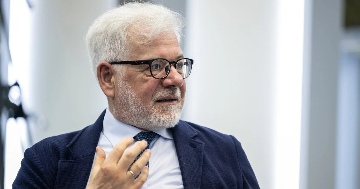 Były szef MSZ: to źle, że Polska ewakuowała swoich obywateli z Izraela