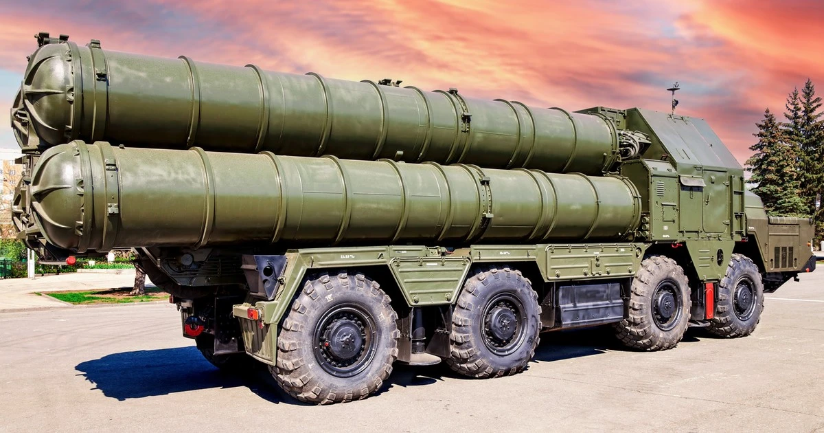 Iran kupił chińskie systemy obrony powietrznej. Rosyjskie S-300 okazały się nieskuteczne