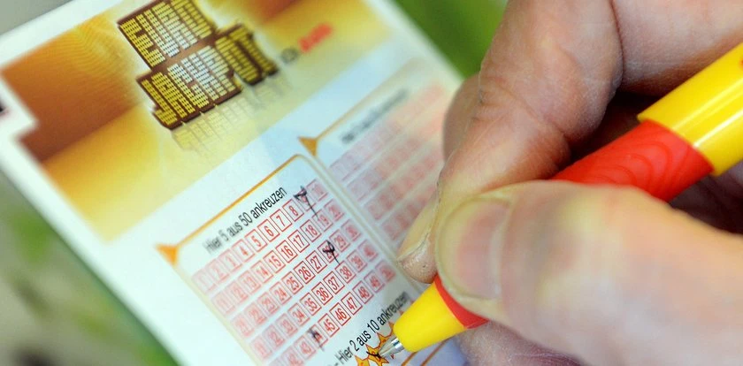 Na dzisiejsze wyniki Eurojackpot czekała cała Europa. Oto jakie liczby wylosowano