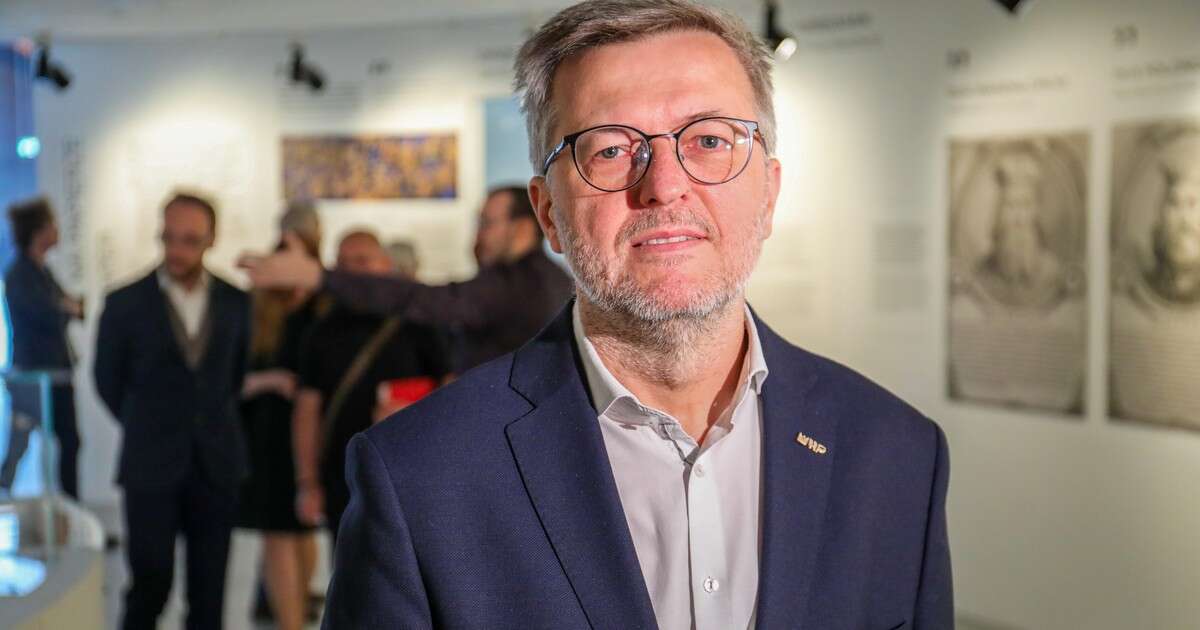 Robert Kostro nie jest już dyrektorem Muzeum Historii Polski. Rządził instytucją niemal dwie dekady