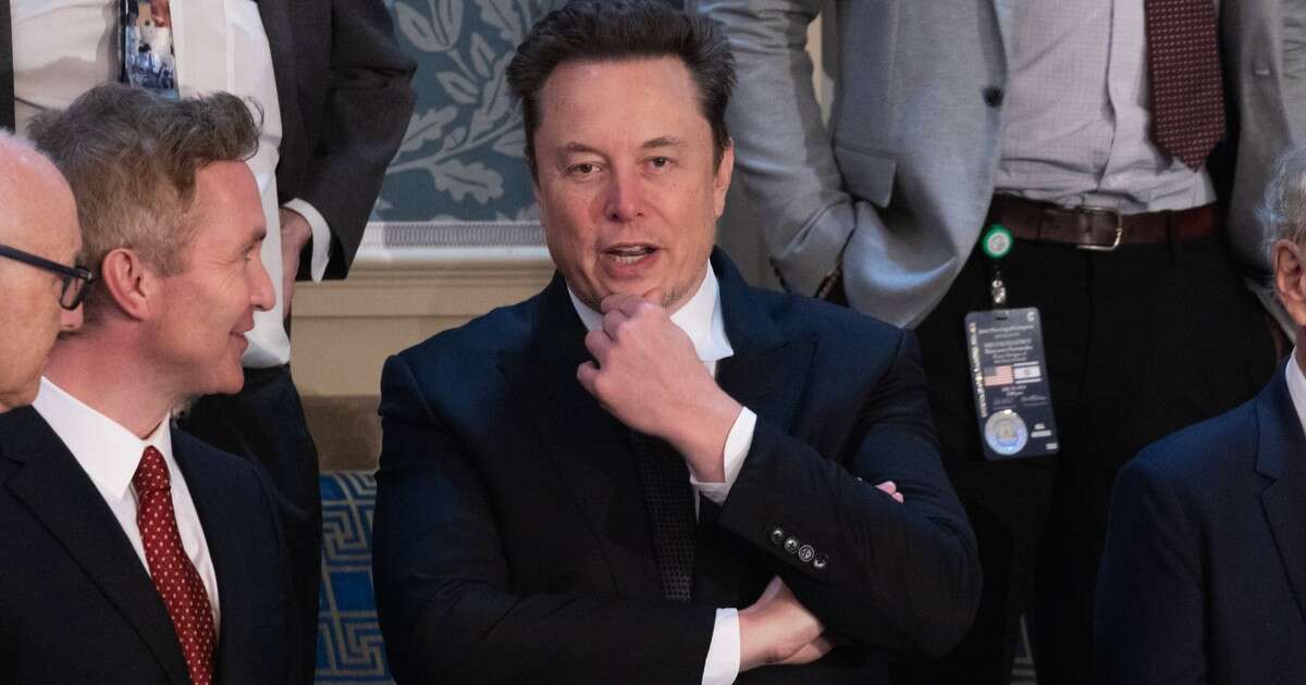 Elon Musk nie odstępuje Donalda Trumpa. 